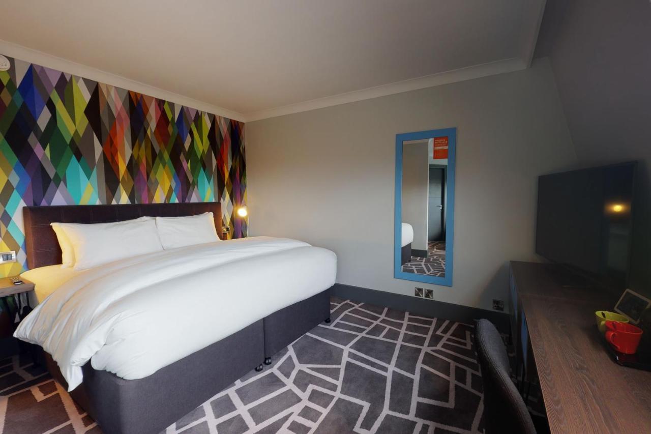 Village Hotel Bracknell Luaran gambar