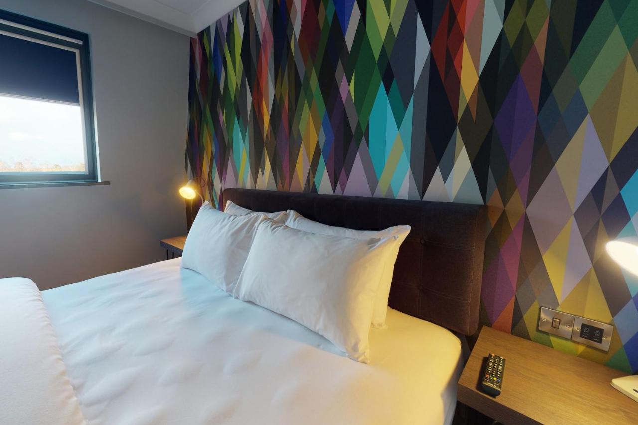 Village Hotel Bracknell Luaran gambar